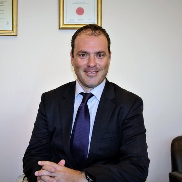 Dr Avraham Weber