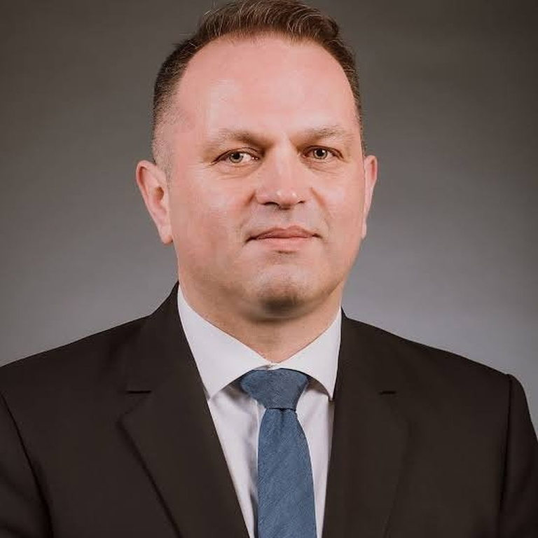 Zoltán Hajdú
