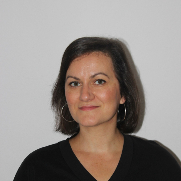 Dr. Emese Sófalvi