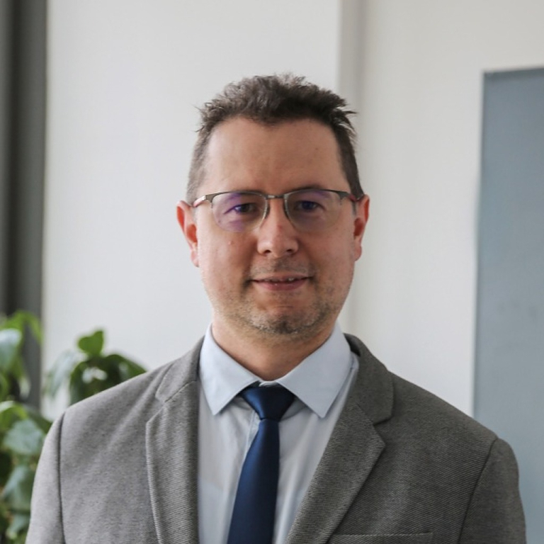 Dr János Székely